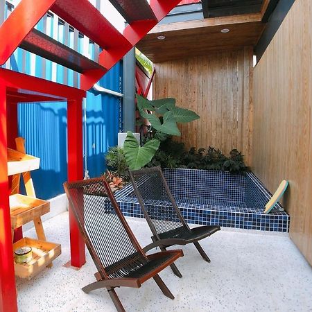 Little Ryukyu Hermit Crab Homestay Xiaoliuqiu Exteriör bild